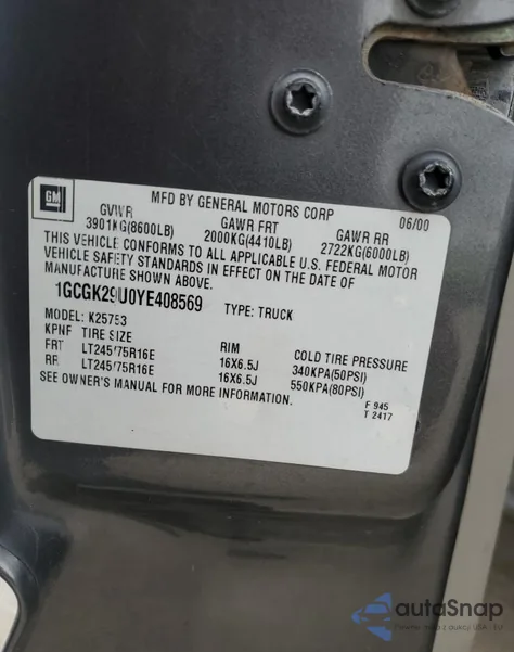 2000 Chevrolet Silverado K2500 z USA, uszkodzony, nr VIN 1GCGK29U0YE408569